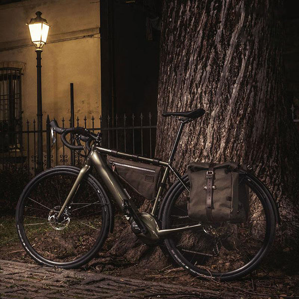 Unit Garage B003 Frame Pack Triangle Canvas