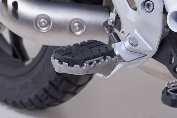 SW-MOTECH ION footrest kit FRS.07.011.11200/S