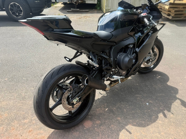 TOCE Visor Tip Full Exhaust - Yamaha R9