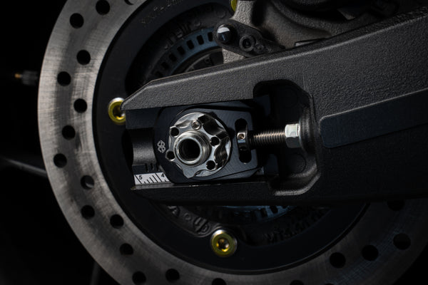AXB chain adjuster black