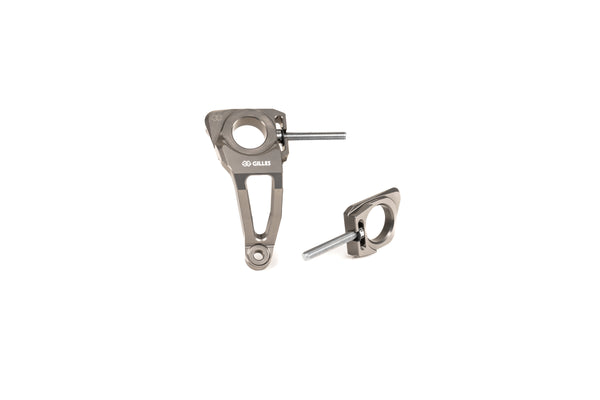 AXB chain tensioner and quick-change system
