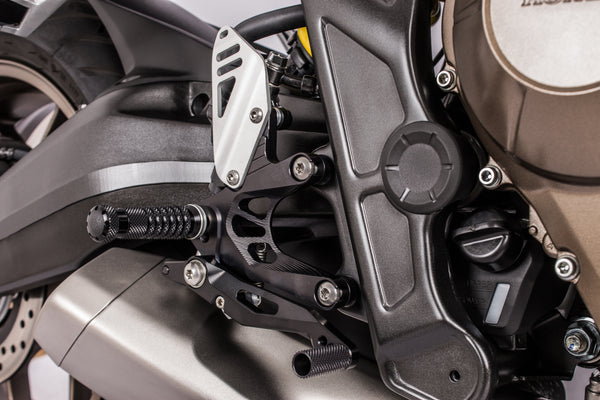 Footrest system FXR black
