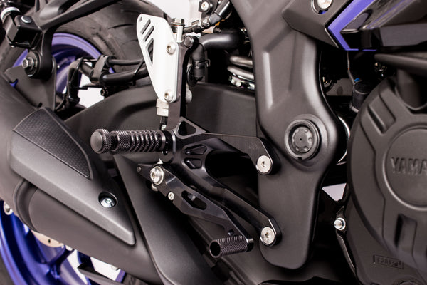 Footrest system FXR black