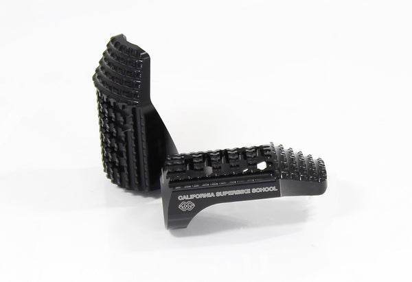 Replacement footrests California, driver, black