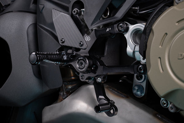 GILLES TOOLING MUE2 Rearsets installed Ducati Streetfighter V4 S 2025 detail
