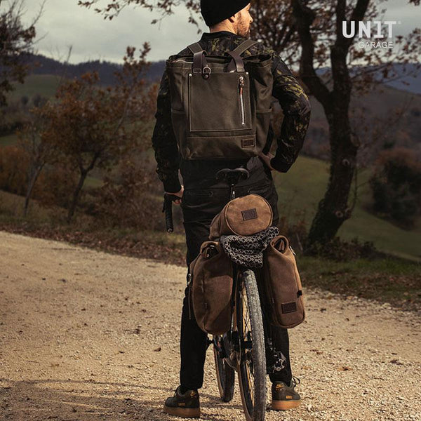 Unit Garage B006 Waxed suede Gravel Pannier
