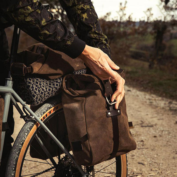 Unit Garage B006 Waxed suede Gravel Pannier