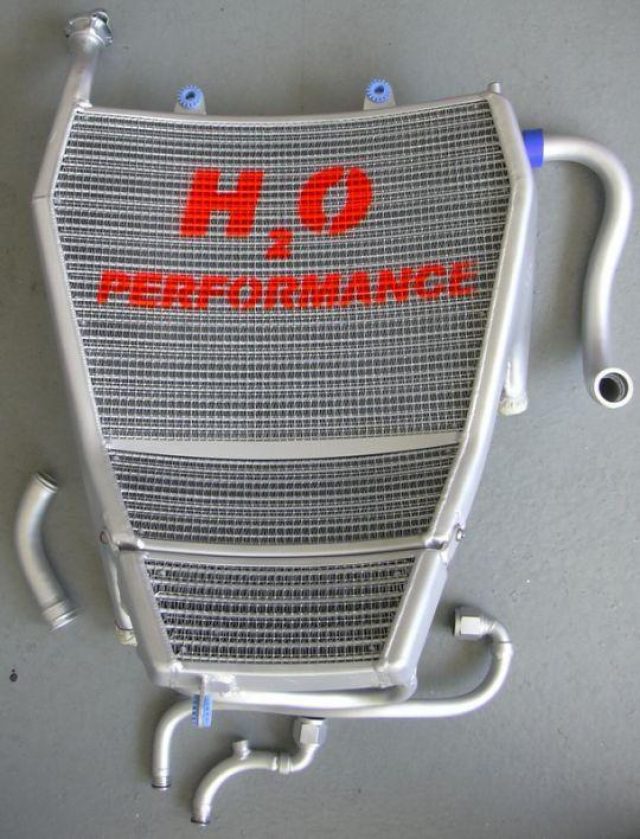 H2O Performance WSBK Oversize Radiator kit For BMW S1000RR (09-19) – illustrative image