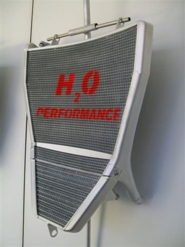 H2O Performance Oversized WSBK Radiator and Oil Cooler kit For Aprilia RSV4 (09-20) – illustrative image