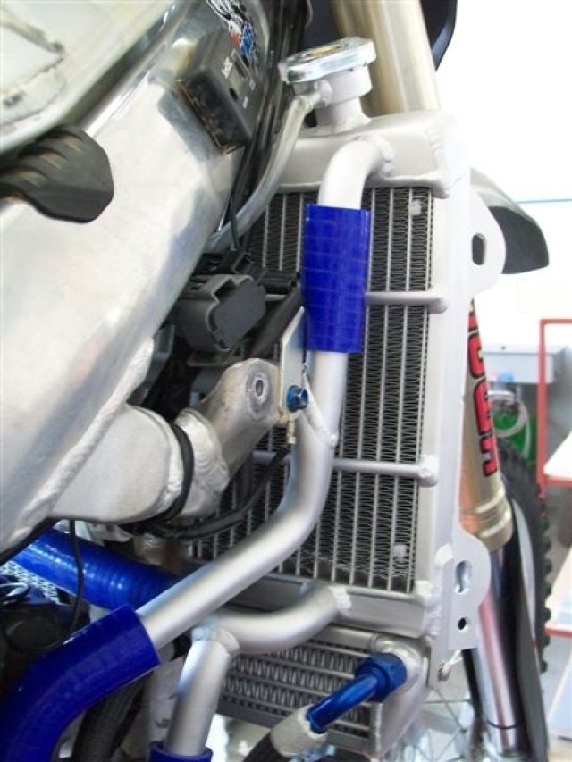 H2O Performance Oversize Radiator and Oil Cooler kit For Suzuki RM-Z2 – illustrative image