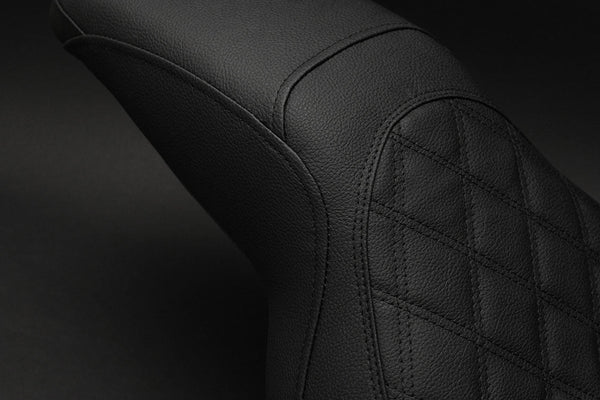Harley Davidson | Blackline FXS Softail 11-12 | Diamond II | Rider Seat Cover