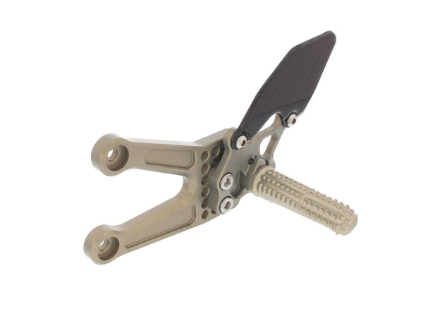 Rear Set Kit with Shift Lever, GSXR1000 17 - , Aero Hard 423110G