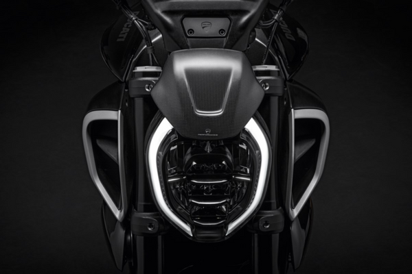 SCRAMBLER DUCATI DIAVEL V4 Carbon lid for front headlight