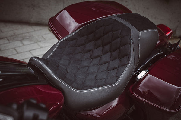 Harley Davidson | Road Glide 11-22, Street Glide 11-22 | Hex-Diamond | Rider Seat Cover