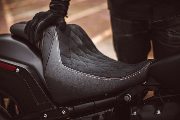 Harley Davidson | Fat Bob 18-23 | Hex-Diamond | Rider Seat Cover