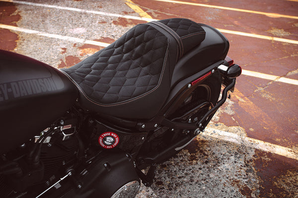 Harley Davidson | Fat Bob 18-23 | Hex-Diamond | Rider Seat Cover