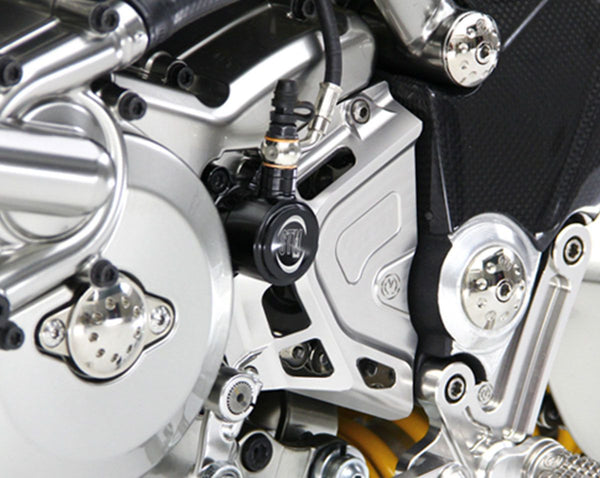 Machined from solid front sprocket cover Colore