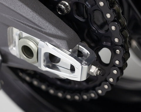 MOTOCORSE Chain tensioner slider kit including Brembo Racing 64mm rear brake caliper. P2-24 "X206001" - Panigale / Streetfighter V4 2025 Colore - Nero 1