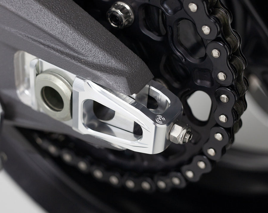 MOTOCORSE Chain Tensioner Sliders Kit with bracket for Brembo Racing 64mm Brake Caliper P2-24 "X206001" - Panigale / Streetfighter V4 2025 Colore - Nero 1
