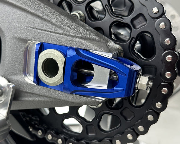 Pair of chain tensioner sliders with support for "SUPREME TECHNOLOGY OVERSUSPENSION RESONATOR" - Panigale/Streetfighter V4 2025 12