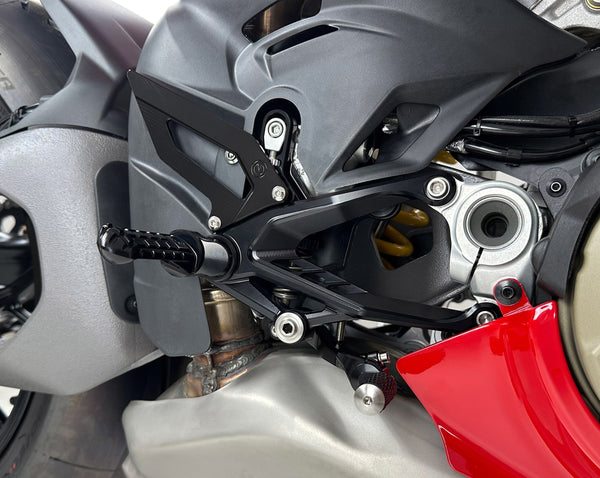 Complete Adjustable Rider Footpeg Kit - Ducati Panigale V4 2025 5