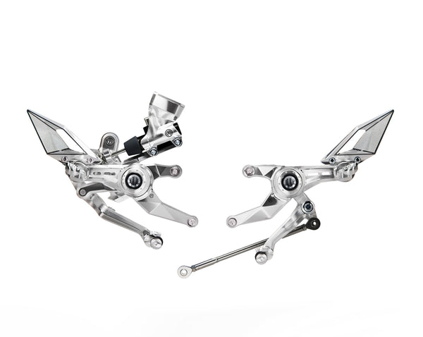 Adjustable "PREMIUM" rider footrest kit with Brembo brake pump and integrated reservoir - Panigale V4 2025/Streetfighter V4 2025 10