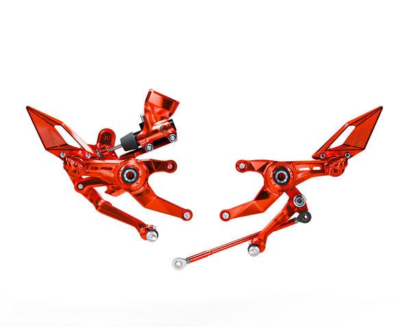 Adjustable "PREMIUM" rider footrest kit with Brembo brake pump and integrated reservoir - Panigale V4 2025/Streetfighter V4 2025 12