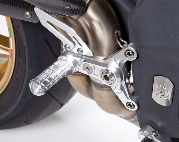Machined from solid riding adjustable footpegs kit - New Design - MV AGUSTA F4 / BRUTALE 18