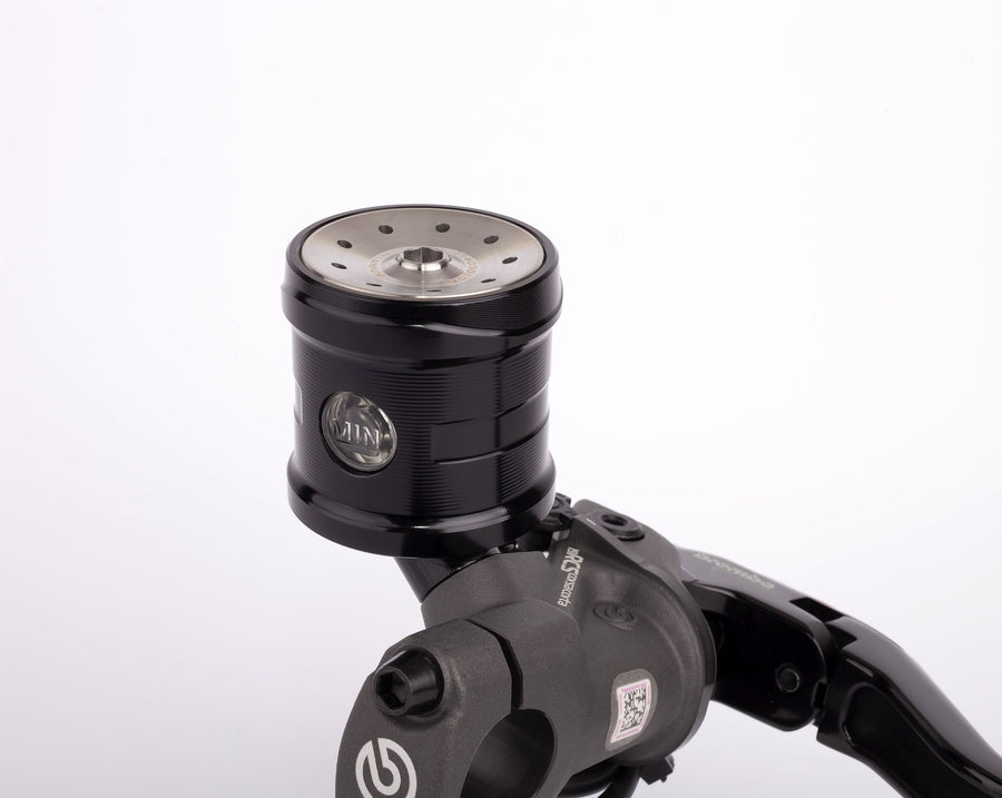 MOTOCORSE Aluminum oil reservoir kit with titanium cap for Brembo RCS "CORSA CORTA" / RR brake pump - NAKED Colore - Argento 1