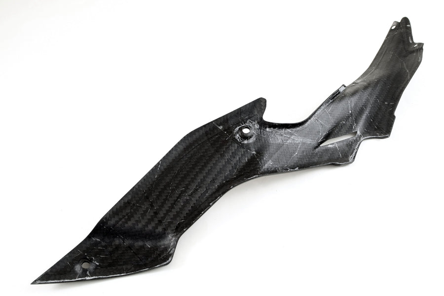 MOTOCORSE Under tank side panels - set Trama del carbonio e finitura superficiale - 2