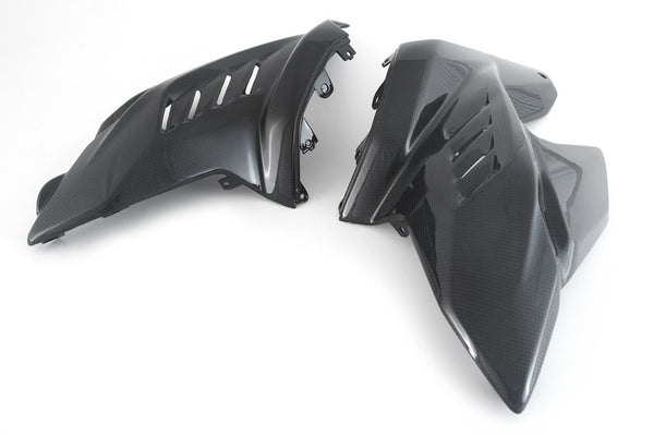 MOTOCORSE UPPER SIDE FAIRING - SET - DUCATI STREETFIGHTER V4 (2023 - 2024 ) Trama del carbonio e finitura superficiale - 200P – Plain Lucido 1