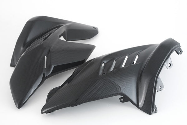 MOTOCORSE UPPER SIDE FAIRING - SET - DUCATI STREETFIGHTER V4 (2023 - 2024 ) Trama del carbonio e finitura superficiale - 200P – Plain Lucido 3