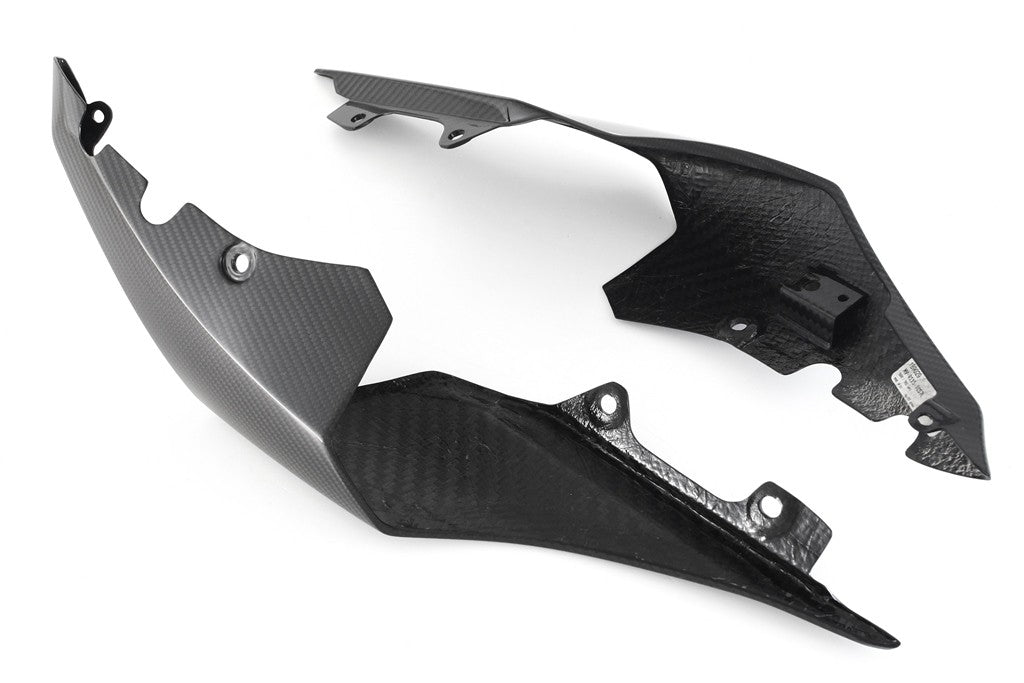 MOTOCORSE SEAT / TAIL - SET - YAMAHA YZF-R1 (2015 - ) Trama del carbonio e finitura superficiale - 200P – Plain Lucido 1