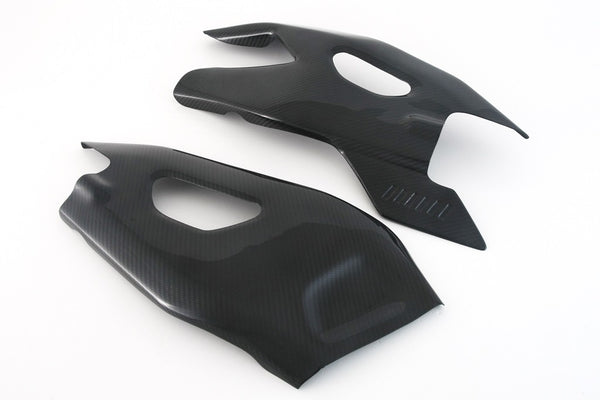 MOTOCORSE SWINGARM GUARD - SET - YAMAHA YZF-R1 (2015-) Trama del carbonio e finitura superficiale - 245T – Twill Lucido 1