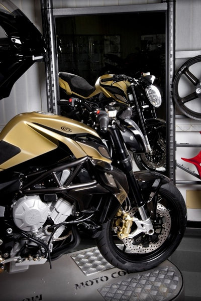 MOTOCORSE Mv Agusta Brutale 800 NOVA
