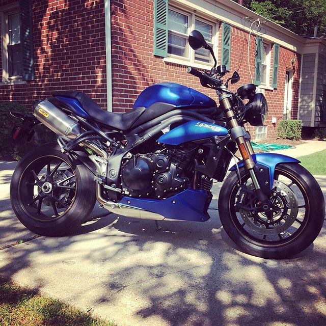 Speed Triple with Single Headlight Conversion