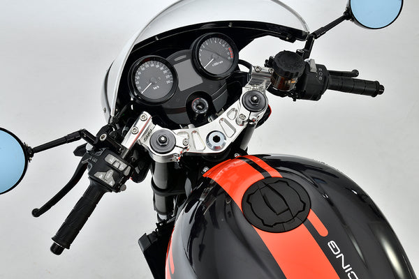 OVER Racing Sports Riding Handlebar Kit Type3 Silver Z900RS(26-)/Cafe(26-) - image 1