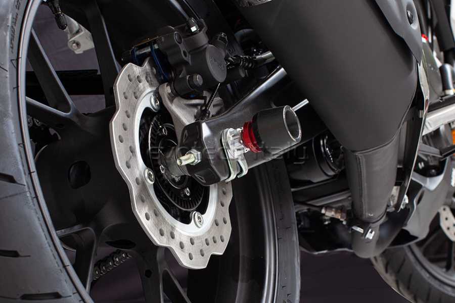 Evotech RC Honda CB300R '18-'22 Rear Axle Fork Protector with Paddock-Stand Compatibility
