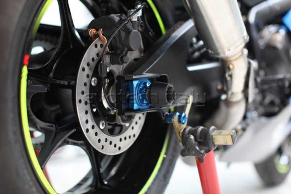 Evotech RC Suzuki GSX-R 1000 '17-'20 – For Aftermarket Exhaust Only Rear Axle Fork Protector