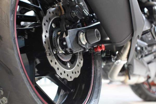 Evotech RC Suzuki GSX-S 750 '17-'20 – For Aftermarket Exhaust Only Rear Axle Fork Protector