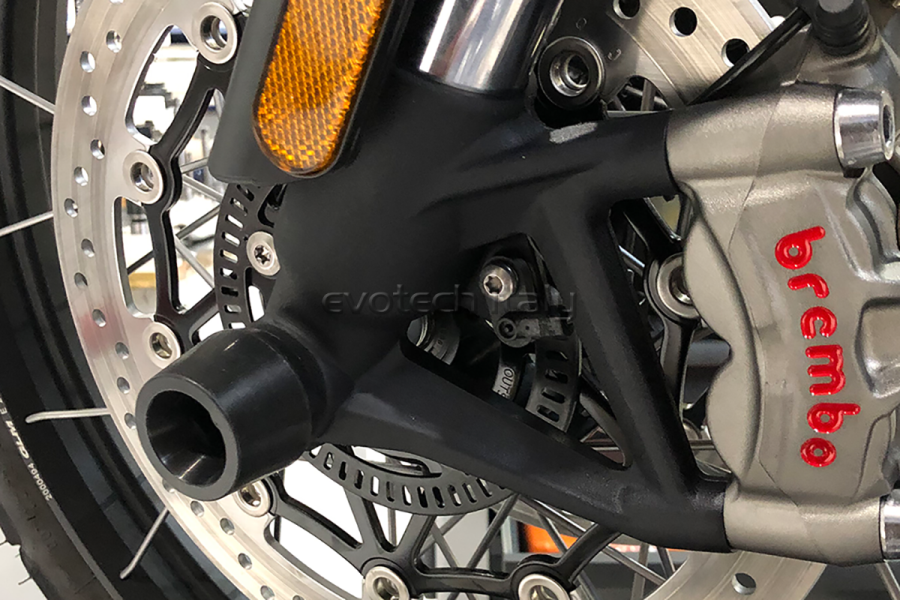 Evotech RC Triumph Scrambler 1200 XE '19-'20 Front Axle Fork Protector