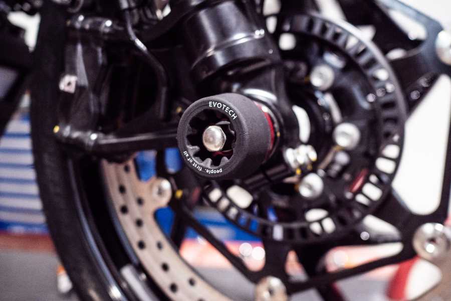 Evotech RC Aprilia Tuono 457 Front Axle Fork Protector