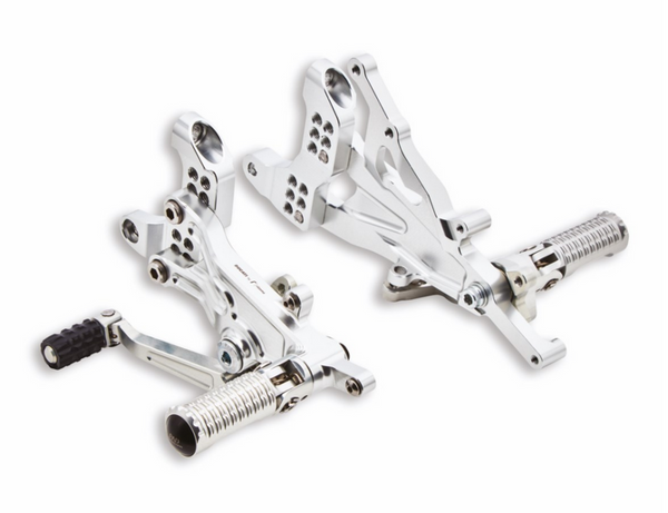 SCRAMBLER DUCAT panigale v4 Adjustable rider footpegs in aluminium