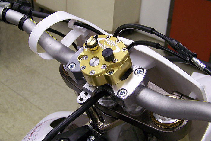 SCOTTS PERFORMANCE Top Mount / Stabilizer Kit Complete DS-4757
