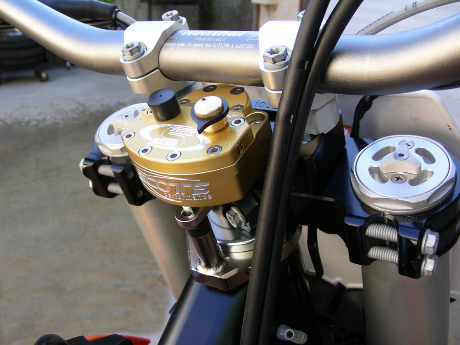SCOTTS PERFORMANCE SUB Mount / Complete Stabilizer Kit Solid / when using stock triple clamps DS-SUB-5930-02
