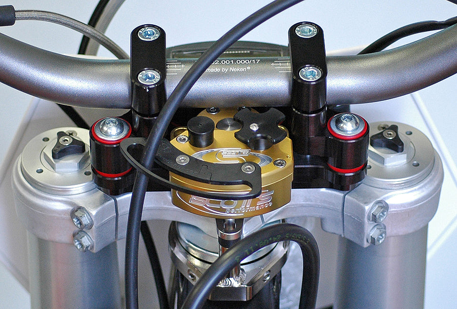 SCOTTS PERFORMANCE SUB Mount / Complete Stabilizer Kit / Rubber type / using stock triple clamps DS-SUB-5931-04R