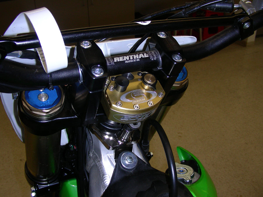 SCOTTS PERFORMANCE SUB Mount / Complete Stabilizer Kit / when using stock triple clamps DS-SUB-6628-07