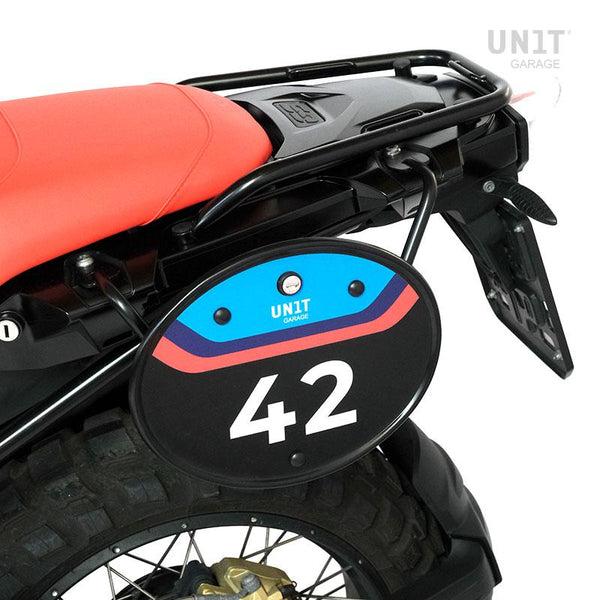 Unit Garage U075 Number plate with quick release system