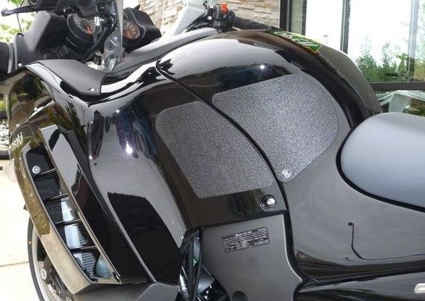 TECHSPEC Tank Grip Pads for Kawasaki Concours 14 (07-09) Snake Skin Grips — photo 1