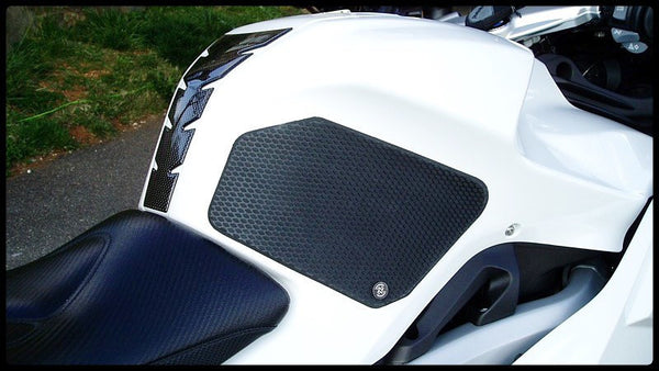 TECHSPEC Tank Grip Pads for BMW K1200S / 1300S — photo 3